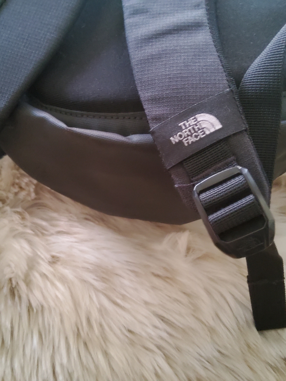 The North Face Mini Broealis Beyond EUC - Picture 9 of 13
